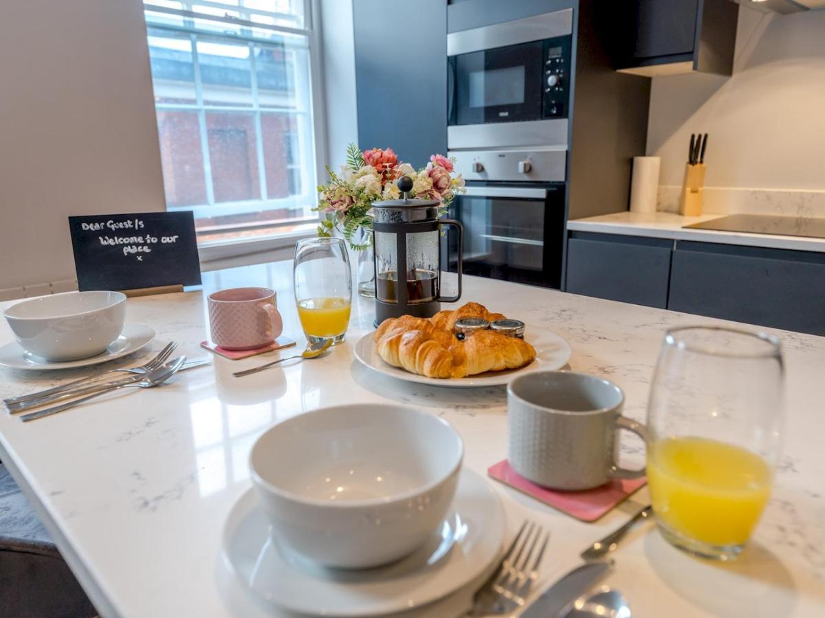 Pass The Keys 5B One Bedrom Central Modern Apartment Shrewsbury Esterno foto
